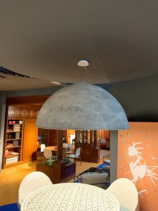 Lampadario a sospensione simil cemento