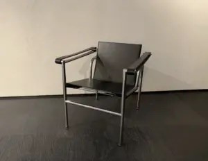 Poltroncina E:33:P in sconto outlet