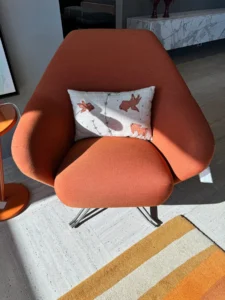 p32 poltrona arancione tecno in sconto