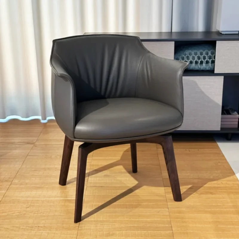 poltrona archibald poltrona frau pelle seppia in sconto