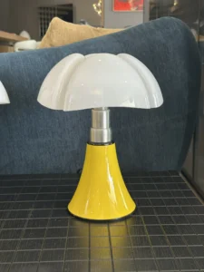 lampada da tavolo minipipistrello martinelli luce giallo in sconto