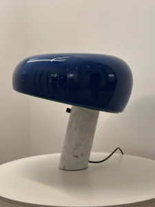 lampada da tavolo snoopy flos blu scontata