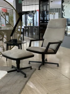 poltrona pigra ceccotti collezioni pelle nabuck grigio in sconto