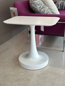 tavolino vulcano poliform legno laccato bianco in sconto