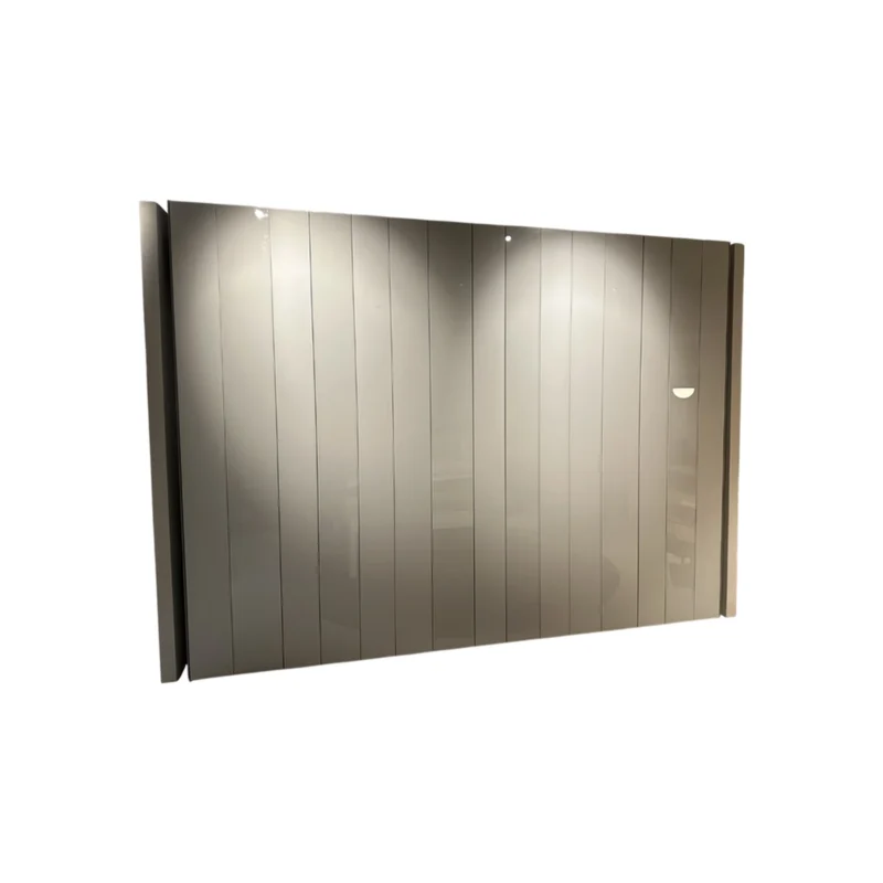 armadio now lago finitura vetro in sconto